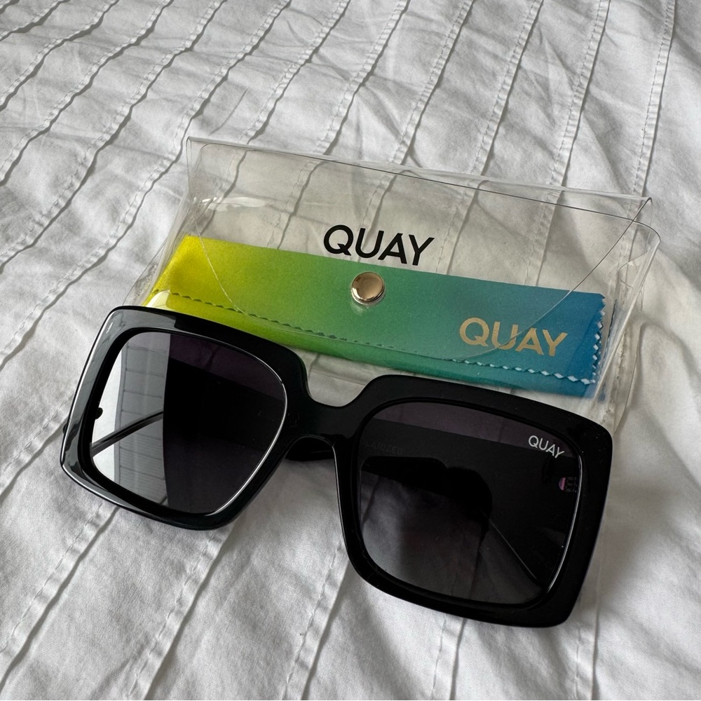 Quay Australia TOTAL VIBE POLARIZED sunglasses